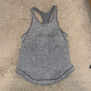 Lululemon workout tank top. Good condition. Speckled grey white & black pattern